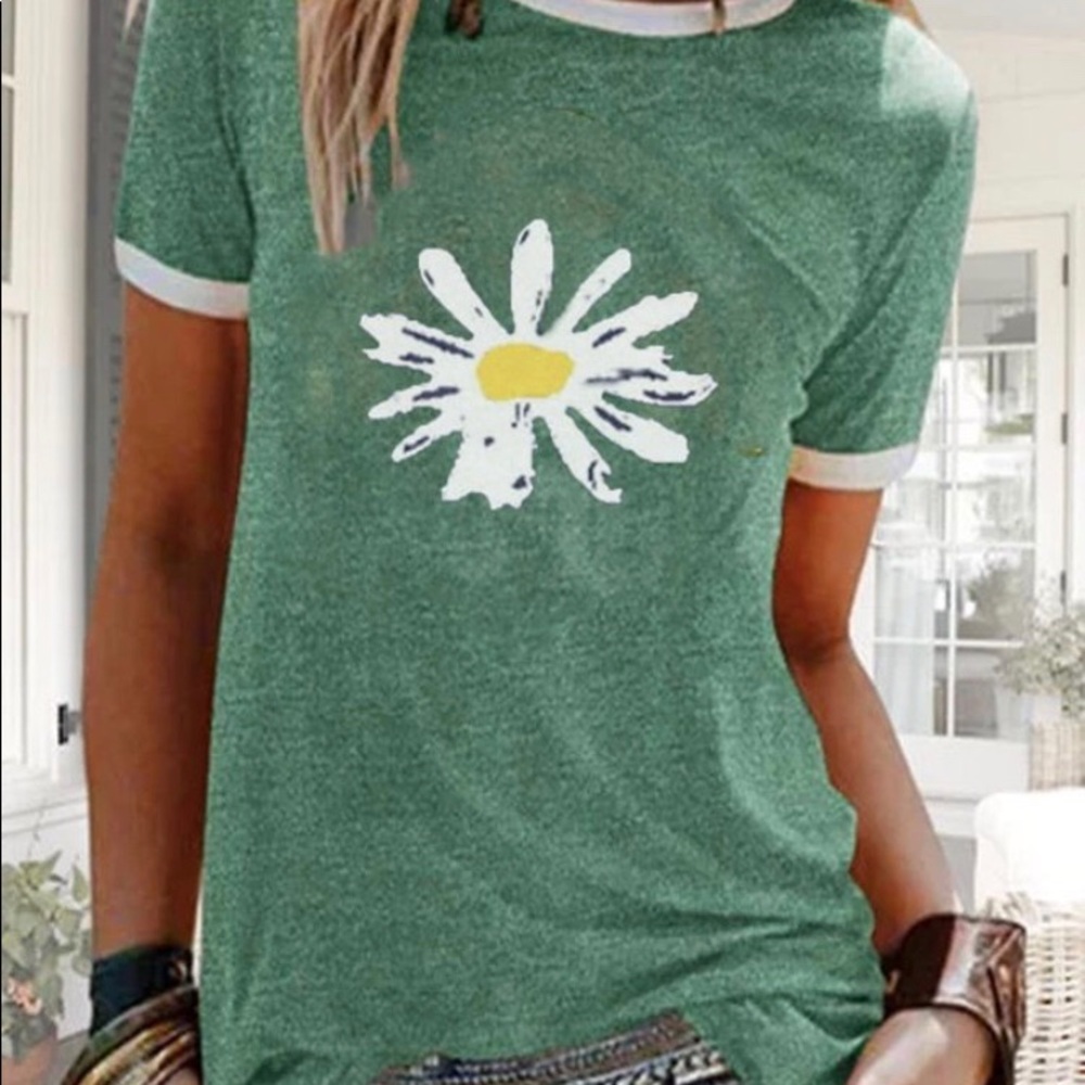 Short sleeve top